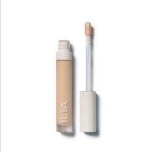 NWOB Ilia concealer